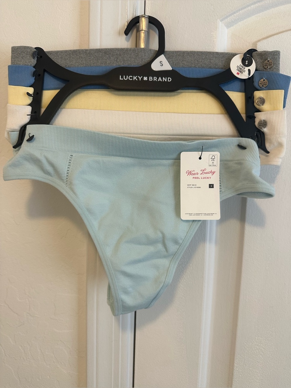 Lucky brand set of 5 seamless thong underwear for ladies size small NWT